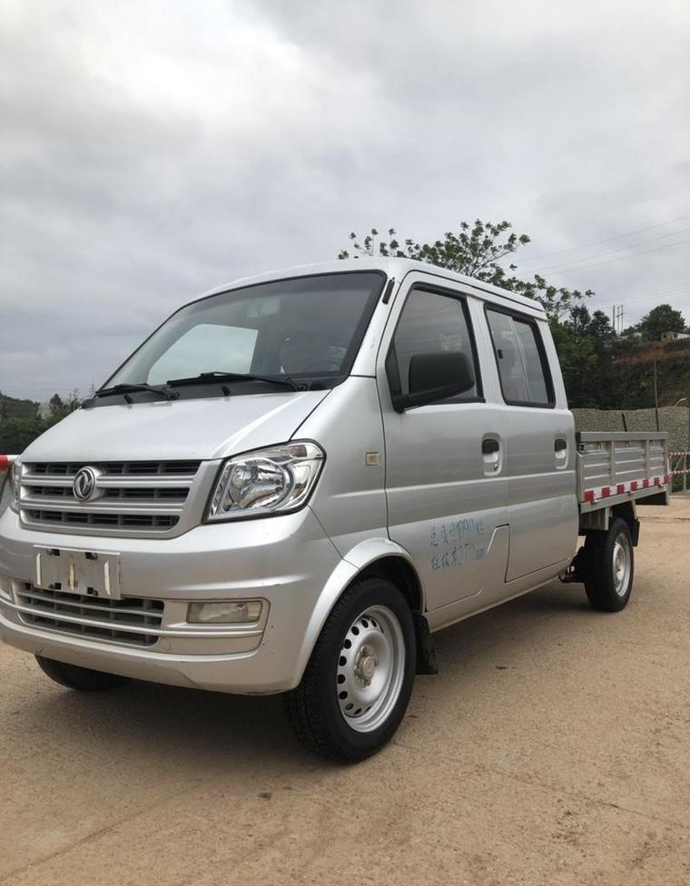 東風(fēng)小康貨運(yùn)版面包車東風(fēng)小康貨運(yùn)版面包車1.2