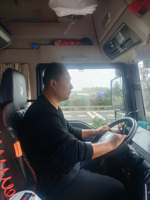 貨運(yùn)員咋樣當(dāng)貨運(yùn)司機(jī)怎么樣