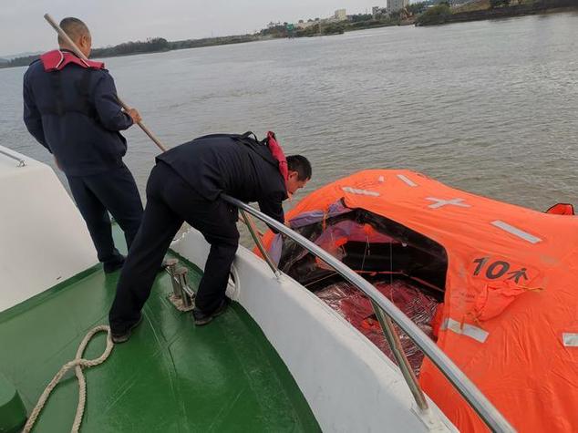 貨運(yùn)碼頭逃脫貨運(yùn)碼頭逃脫事故